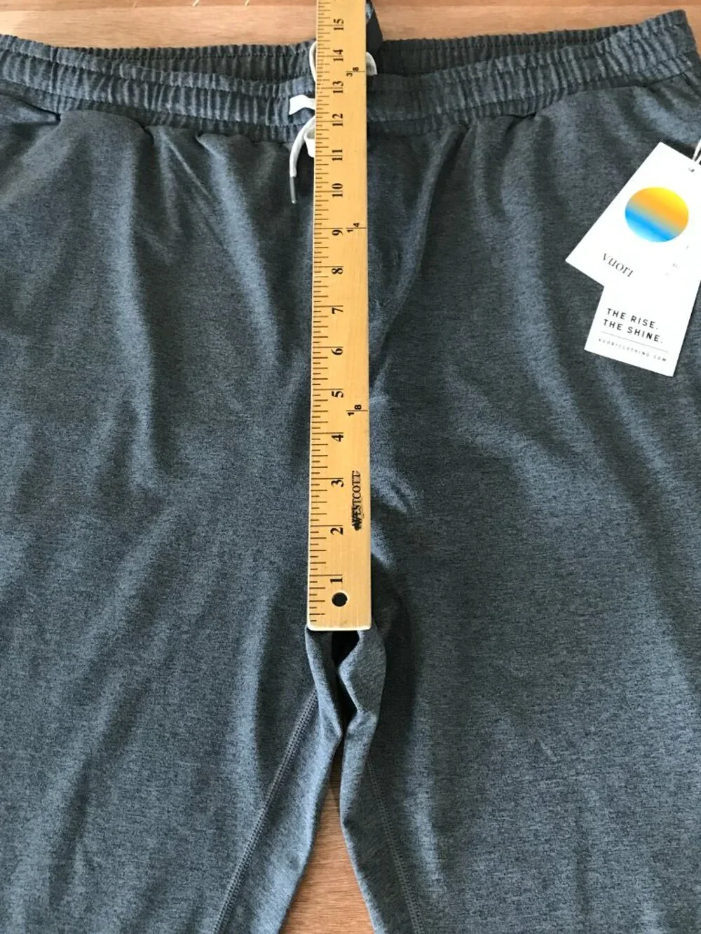 Vuori Men's Gray Sweatpants Joggers